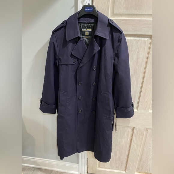 Jacket - Picture 1 of 4